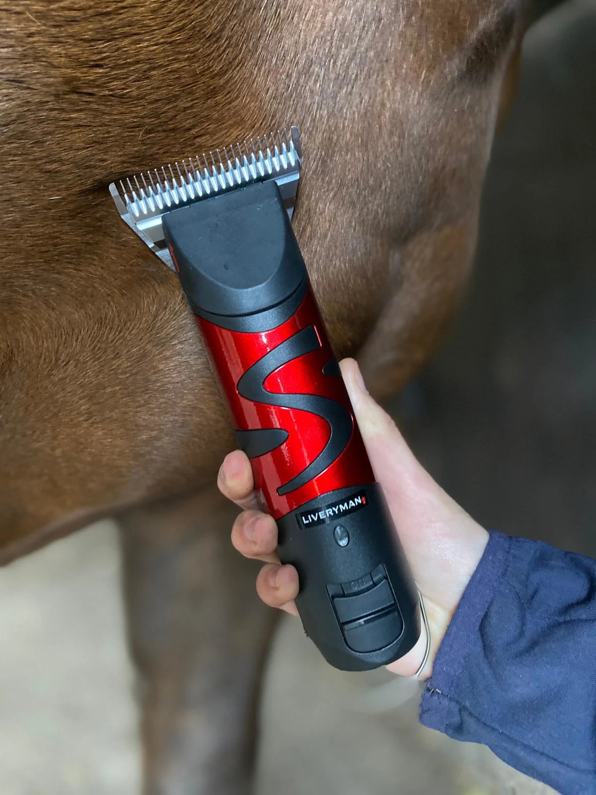 Liveryman Clipper Harmony Plus Rechargeable 2.4mm Wide Blade 3 Liveryman Clipper Harmony Plus Rechargeable 2.4mm Wide Blade - Image 3