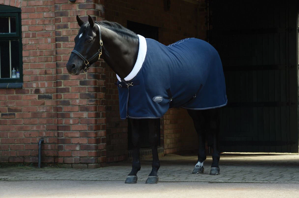 Weatherbeeta Sherpa Fleece Cooler Standard Neck Dark Blue/White 1 Weatherbeeta Sherpa Fleece Cooler Standard Neck Dark Blue/White