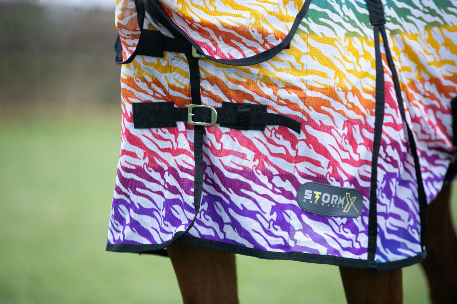 StormX Oringinal Zebra Rainbow Print Fly Rug Rainbow/Black 3 StormX Oringinal Zebra Rainbow Print Fly Rug Rainbow/Black - Image 3