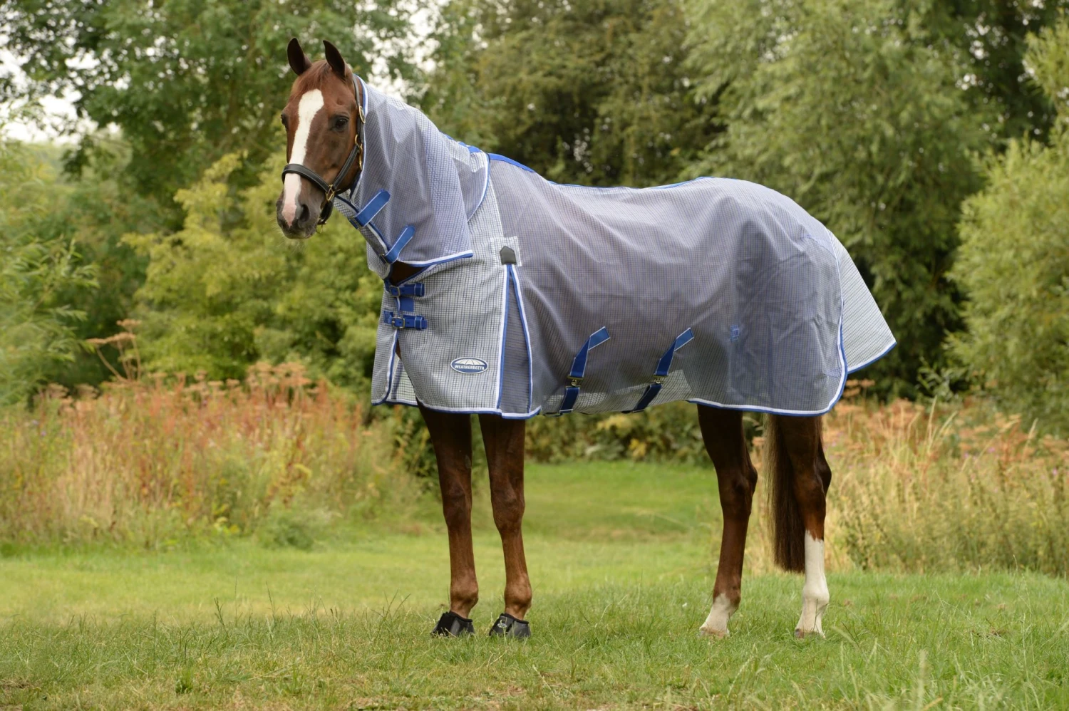 Weatherbeeta Comfitec Ripshield Ultra Belly Wrap Combo Neck White/Blue 1 Weatherbeeta Comfitec Ripshield Ultra Belly Wrap Combo Neck White/Blue